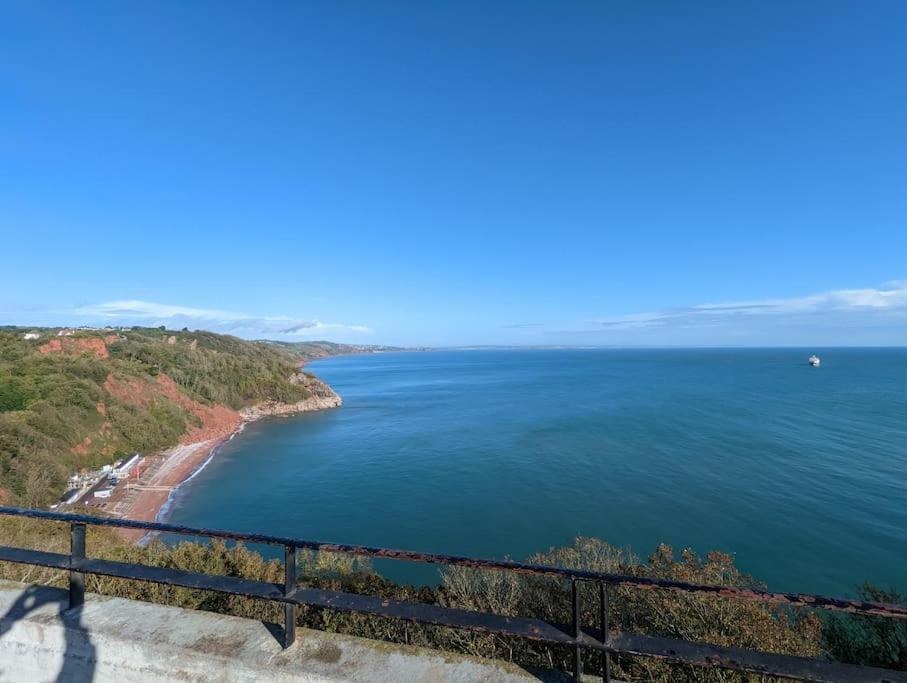 Spacious First Floor Family Flat, Sea View Torquay Luaran gambar